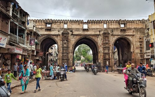 Excursão Histórica Guiada de Meio Dia por Ahmedabad