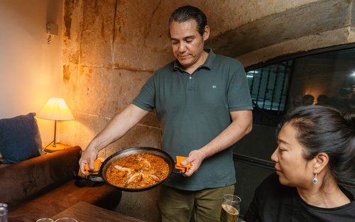 Περιήγηση τάπας στη Βαρκελώνη με ποτά: Κρυφές ταβέρνες & Πολιτισμός