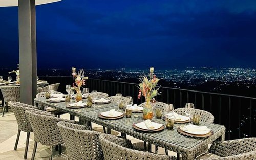 Cebu City Temple of Leah Half-Day Private Tour with Dining