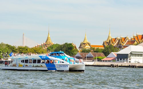 เรือสองชั้น Hop-on Hop-Off ล่องแม่น้ำเจ้าพระยา กรุงเทพฯ