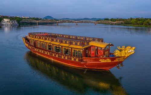 Hue: Experiência de Cruzeiro com Jantar no Rio Perfume pela Hueritage Cruise