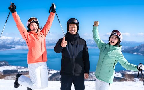 Hakodateyama Ski Resort: Begynderlektion og sjov i sneen fra Osaka