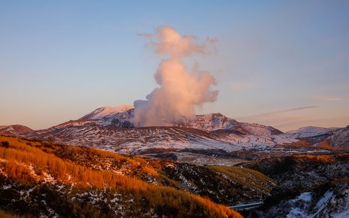 Tur sehari ke Gunung Aso Fukuoka dan Onsen Kurokawa