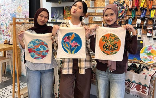 Creative Batik Tote Bag & Scented Candle Workshop by Cipta Karya