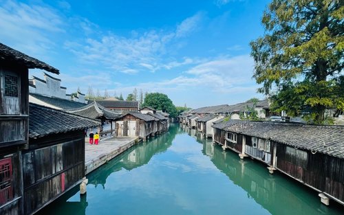 Shanghai Wuzhen & Nanxun Old Towns Full-Day Tour