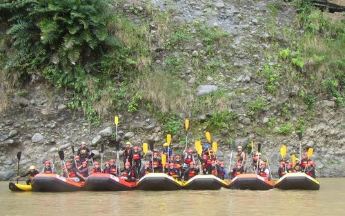 Pakikipagsapalaran sa Davao River Rafting