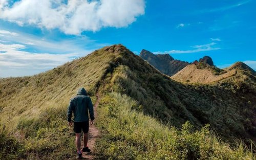 Quezon City Mt. Batulao Full-Day Guided Hiking Tour