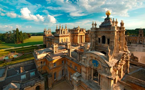 Luxury Estate "Blenheim Palace" & Bampton Village and Cotswolds Town Day Trip (Round Trip from London)
