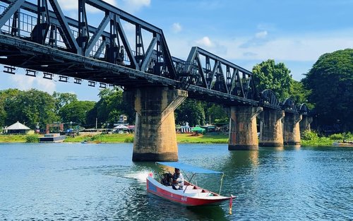 3 dny 2 noci soukromá prohlídka řeky Kwai a Kanchanaburi