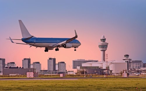 スキポール空港発着のプライベート乗り継ぎツアー - アムステルダム