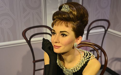 Päiväretki Pekingin Taivaallisen rauhan aukiolle ja Madame Tussaudsin vahakabinettiin