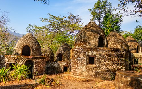瑞詩凱詩半日修行所與精神聖地之旅