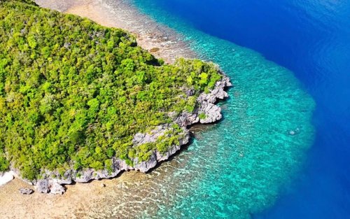 Rangko Cave And Beach Snorkeling Half Day Shared Tour in Labuan Bajo