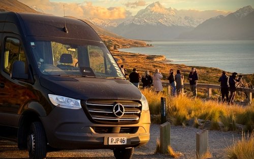 Aoraki / Mount Cook Full-Day Small Group Tour from Queenstown
