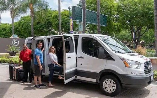 Disneyland Resort Area Private Transportation to/from Los Angeles