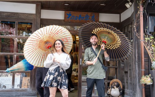 Passeio de Samurai e Gueixa em Kanazawa com 2 Visitas a Estúdios de Artesanato e Almoço