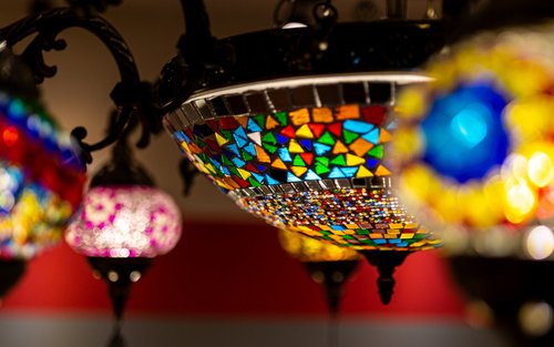 Taichung Qinmei｜ARTIST Atelier de lampes mosaïques turques｜Atelier de fabrication artisanale de lampes mosaïques turques