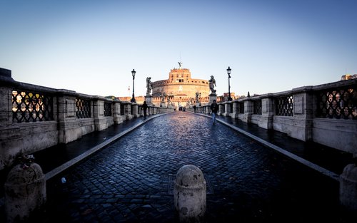 バチカン　日本語版 バチカン 日本語版 ローマとヴァチカン - ノースブックセンター