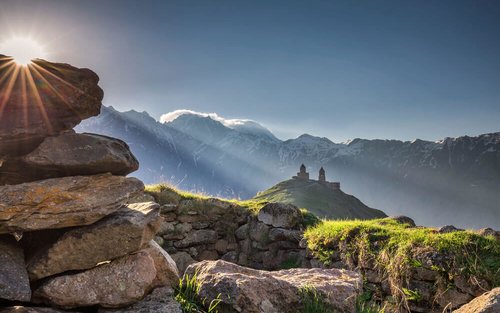 卡茲別吉阿納努裏城堡和格魯吉亞修道院全日遊