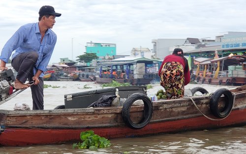 Hidden Cai Rang Floating Market Tour in Can Tho