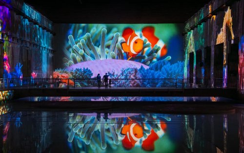 Toegang tot Les Bassins des Lumières in Bordeaux