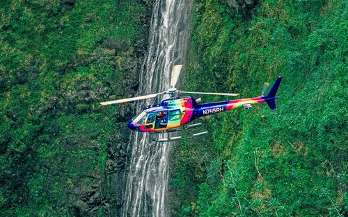 Oahu's Royal Crown 60 Minutes Helicopter Doors On/Doors Off Tour