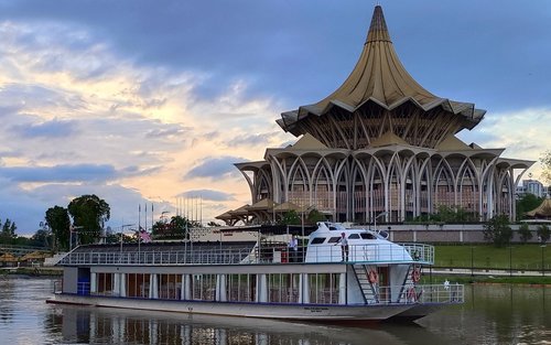 Royal Kuching River Cruise Experience