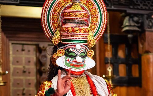 Cochin: 6-Day Private Tour with Munnar, Thekkady & Alleppey