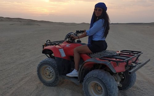 Safari por el desierto de Marsa Alam, poblado beduino y cena con barbacoa
