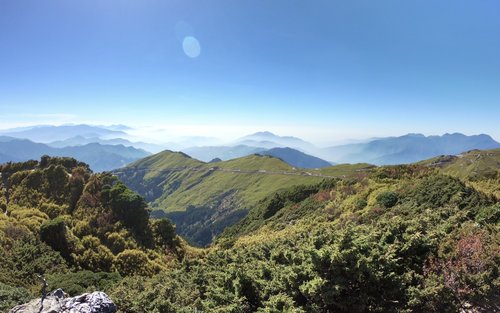 Private Tour ke Sun Moon Lake dan Mount Hehuan (2 Hari)