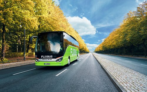 Xe buýt Flixbus đưa đón Nice-Milan