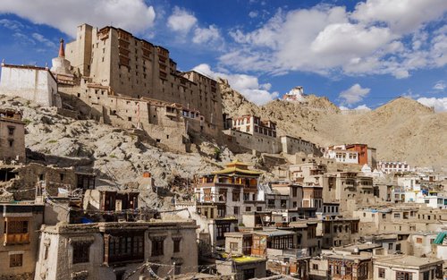 레 구시가지 헤리티지 투어 (도보 가이드 투어)