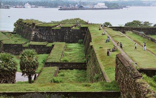 加勒及周邊地區全日遊