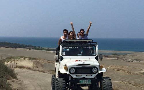 イロコス砂丘 4WDジープアドベンチャー（サンドボーディング付き）