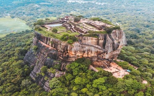 Kandy Sigiriya & Polonnaruwa Private Full-Day Tour