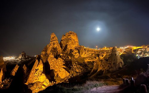 Nevşehir Göreme Sunset & Night Tour with Dinner