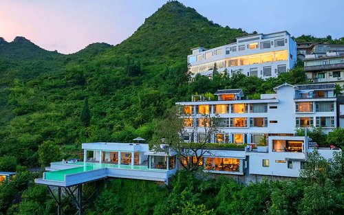 Parent-Child Outdoor | Guizhou Wild Luxury Roaming 6 Days (Sky Eye Exploration + Libo Forest Fun + Cave Hotpot + Geological Interpretation + Huangguoshu Waterfall + Libo Xiaoqikong + Xijiang Qianhu Miao Village)