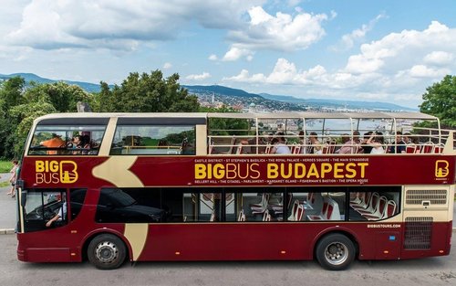 Bas Hop-On Hop-Off Budapest oleh Big Bus dengan pelayaran dan lawatan jalan kaki