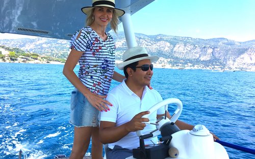 Du Thuyền Năng Lượng Mặt Trời Riêng French Riviera từ Nice