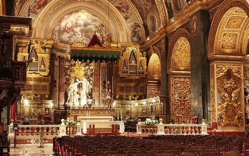 St. John's Co-Cathedral 1.5-Hour Guided Small Group Tour