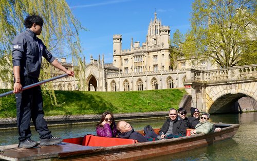 Cambridge University & River Cam Punting Experience