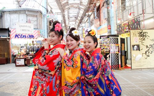 お手軽琉装体験・写真撮影（那覇）