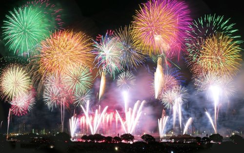 伊勢神宮夜間煙花祭之旅
