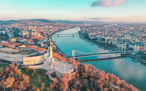 Dari Vienna: Lawatan sehari berpandu ke Budapest