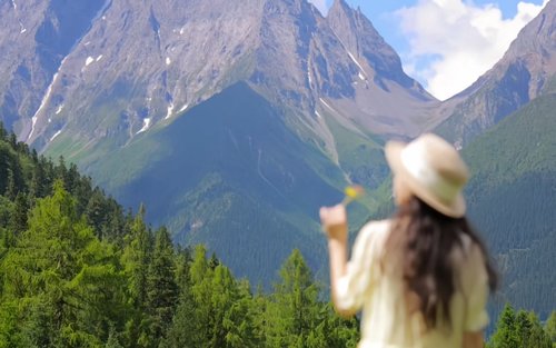 One-Day Tour of Mount Siguniang & Dujiangyan South Bridge from Chengdu, Sichuan