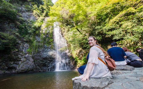 Osaka: Scenic Waterfall Hike with Local Craft Beer