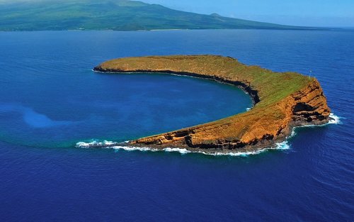 茂宜島莫洛基尼島 & 海龜浮潛