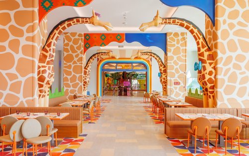 Prasmanan Hotel Qingyuan Chimelong Giraffe Castle