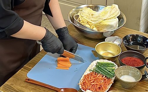 Làm Kimchi Thuần Chay & Gói Bojagi Truyền Thống