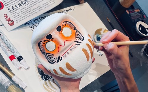 [Osaka] Traditional Daruma Art: Paint Your Own Lucky Charm 